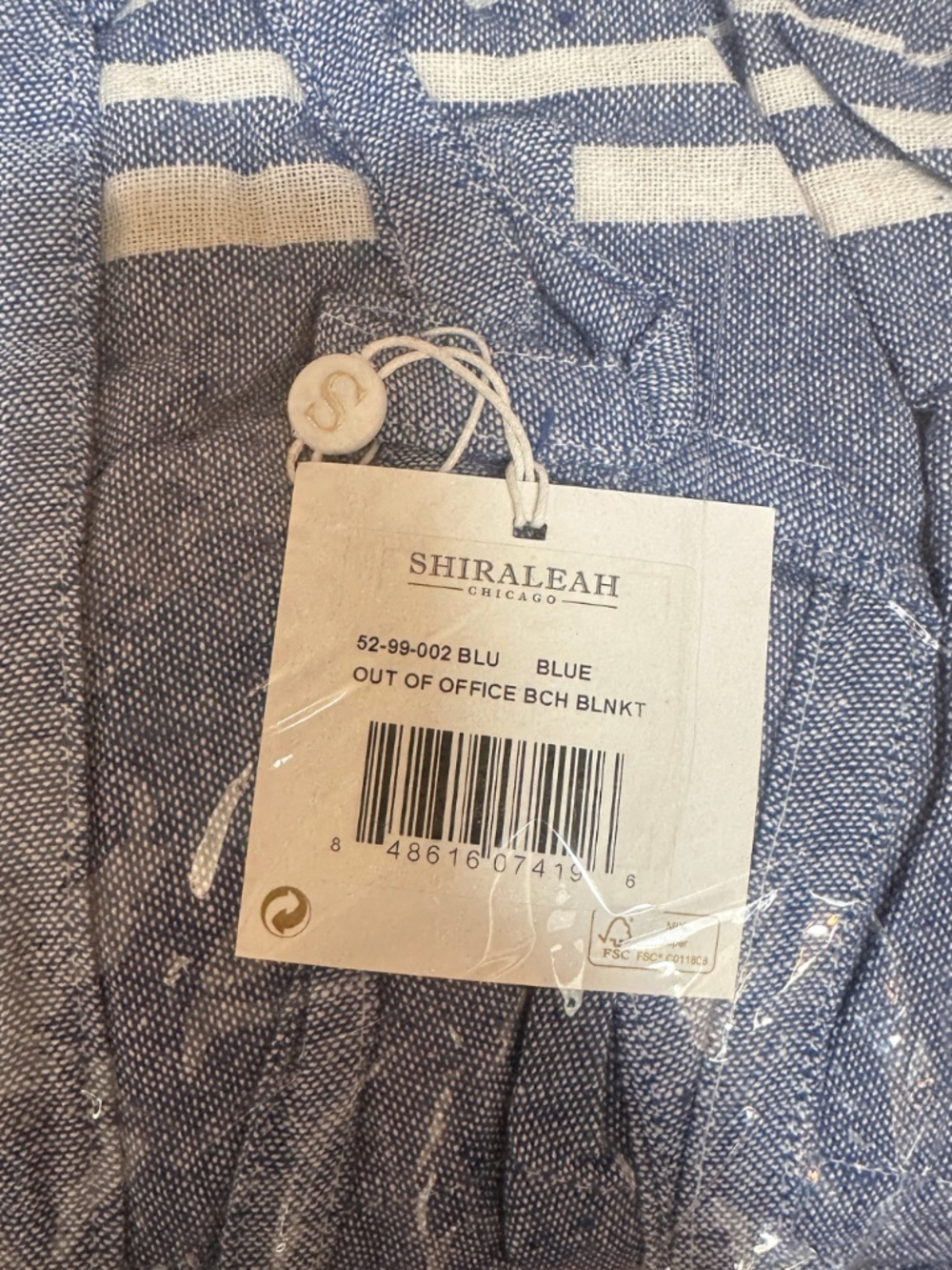 NEW Shiraleah Out Of Office Blue and White Beach Blanket - Picture 3 of 3